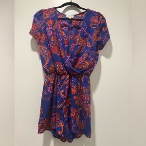 Everly Navy Paisley Surplice Romper Size Small